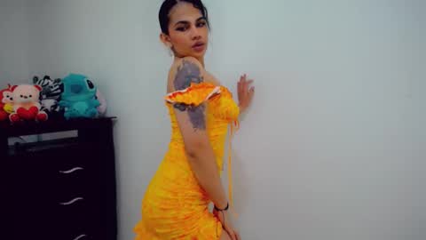 emma online show from November 23, 11:03 pm