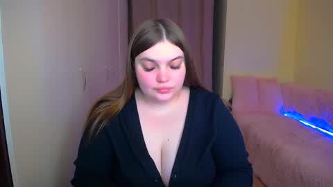 Snapshot of emma_dorn chatting on February 27, 6:24 am Eva online show from February 27, 6:24 am