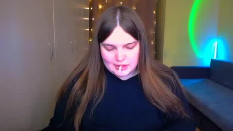 Snapshot of emma_dorn chatting on October 5, 10:23 am Eva online show from October 5, 10:23 am