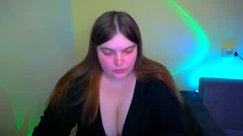 Snapshot of emma_dorn chatting on September 9, 5:51 am Eva online show from September 9, 5:51 am
