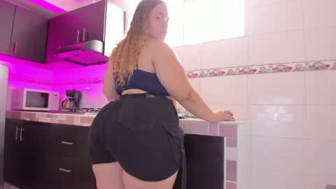 Emma online show from March 3, 7:10 pm