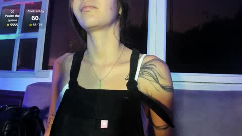 emma_jhoons online show from February 1, 11:40 am