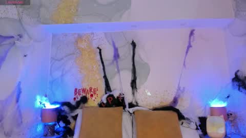 emma_jhoons online show from October 23, 11:55 am