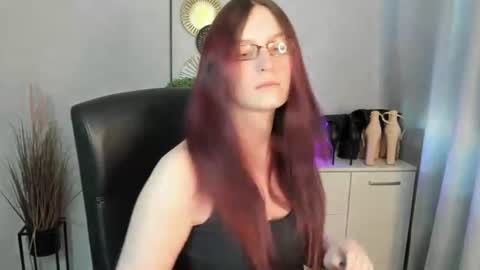 emma online show from June 17, 5:23 am