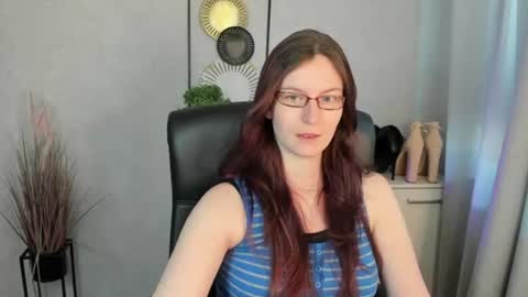emma online show from June 23, 5:59 am
