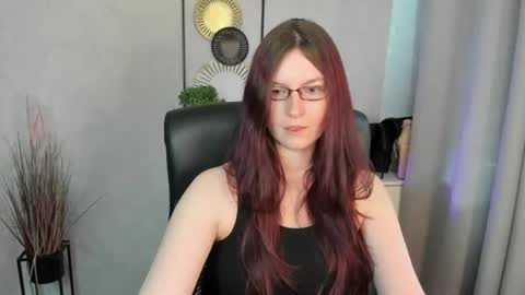 emma online show from June 15, 5:21 am