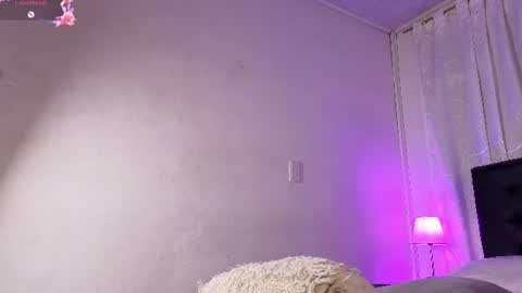 Im Emma online show from July 25, 2:20 am