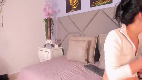 emma_n_sean online show from May 30, 11:19 am