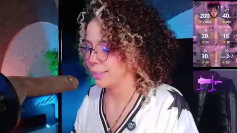     online show from June 27, 10:32 am