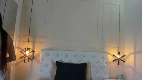 Emma online show from February 7, 11:34 am