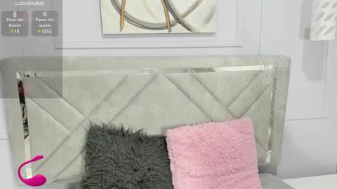 Emma online show from January 15, 11:43 am