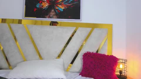 Emma online show from September 9, 1:33 pm