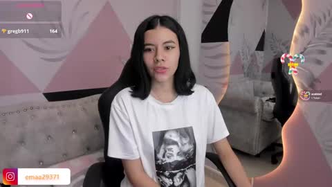 Emma online show from March 7, 9:27 pm