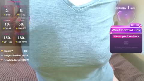 Snapshot of emma_stardust_ chatting on February 17, 7:37 am Emma-milky-tits online show from February 17, 7:37 am