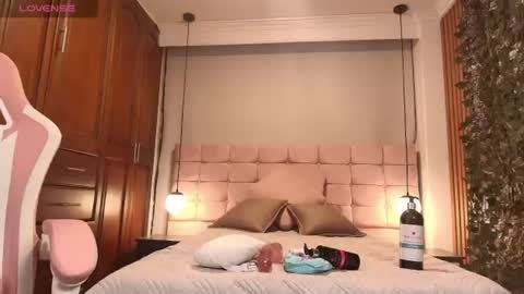 emma online show from June 20, 11:22 pm