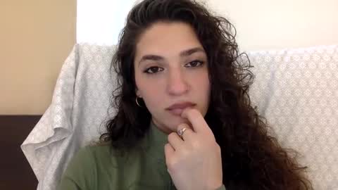 Emma online show from February 12, 5:26 pm