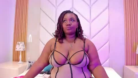 EmmaBrantt  online show from July 17, 4:25 am