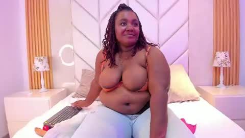 EmmaBrantt  online show from August 1, 4:47 am