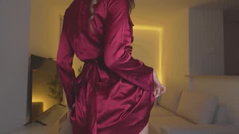 Emma voger online show from November 8, 3:20 am