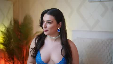  Emma  online show from April 29, 7:51 pm
