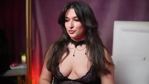  Emma  online show from July 12, 9:07 pm