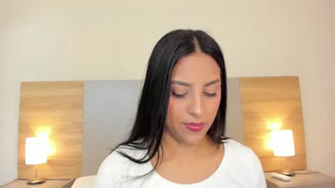 emmaespencer  online show from June 24, 8:27 pm