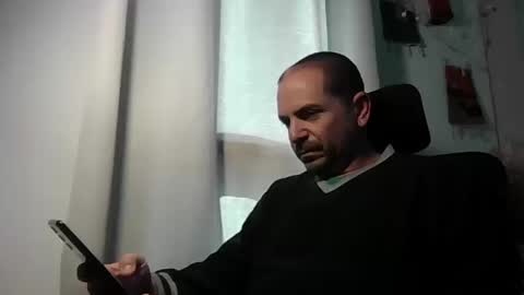 Ariel online show from March 11, 6:49 am