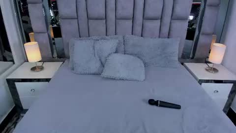 EMMA HILL online show from June 16, 11:36 am
