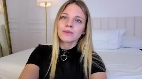 Emma online show from July 17, 2:57 am