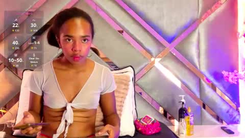 emmalove01 online show from July 18, 2:57 am