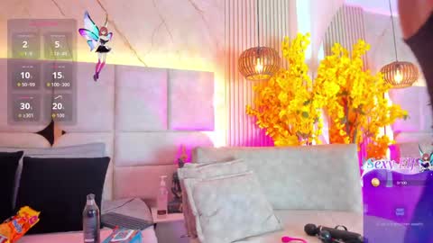 emmalove01 online show from April 27, 2:20 am