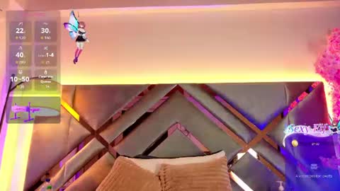 emmalove01 online show from July 17, 2:35 am