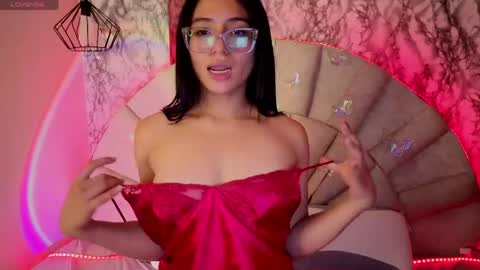    online show from May 31, 11:20 am
