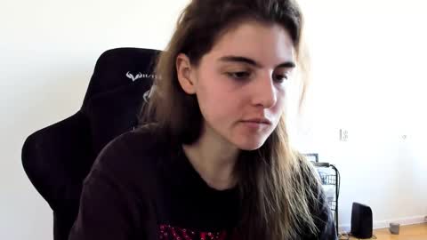 Emma online show from September 11, 9:54 am