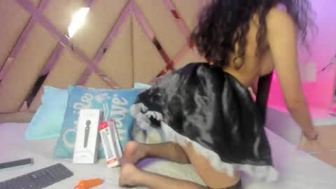 Emma online show from October 21, 11:48 am