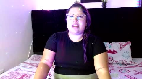 Snapshot of emmatower chatting on September 15, 7:37 pm emmatower online show from September 15, 7:37 pm