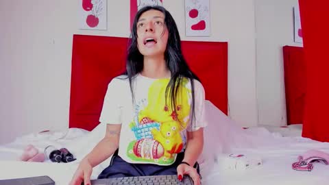  Emma  online show from February 1, 4:48 pm