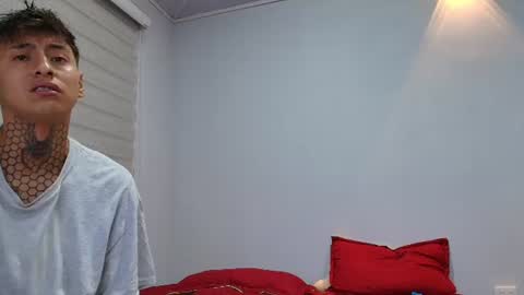 emmi_11 online show from August 1, 10:50 am