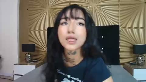 Emmily keller online show from June 22, 1:29 pm
