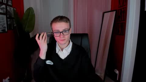 Emmit online show from February 19, 4:39 pm