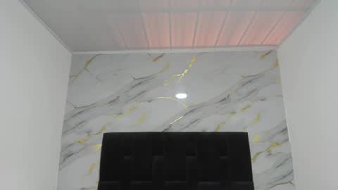 Emma online show from November 28, 4:14 pm