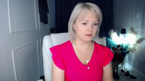 emmmam online show from December 16, 10:10 am