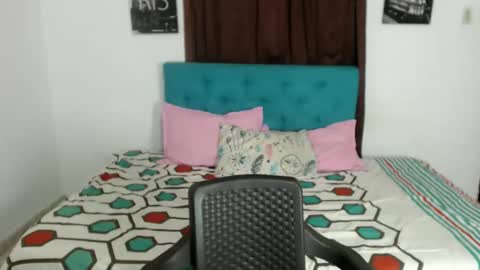 Emily online show from November 27, 2:03 pm