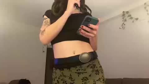 emmy_shae online show from October 18, 4:05 am