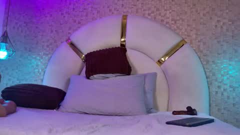 Emy  online show from March 10, 12:31 pm