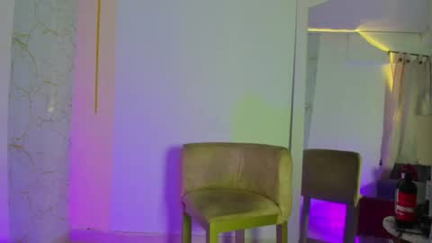 EMYLY  online show from June 17, 10:37 pm