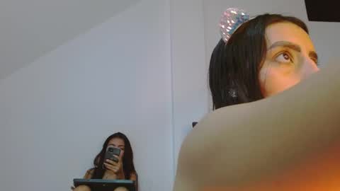 Snapshot of emysofia chatting on October 22, 3:21 am SOFI online show from October 22, 3:21 am