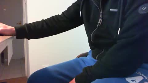 endearment115 online show from December 6, 8:32 am