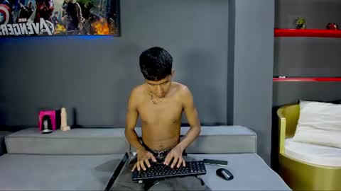 Ender online show from July 2, 8:58 pm