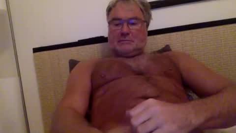 Snapshot of endurado chatting on October 8, 5:57 am endurado online show from October 8, 5:57 am
